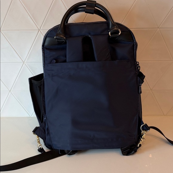 Lo & Sons Rowledge Nylon Backpack Deep Navy Gold Used Once, Excellent Condition - Picture 3 of 7